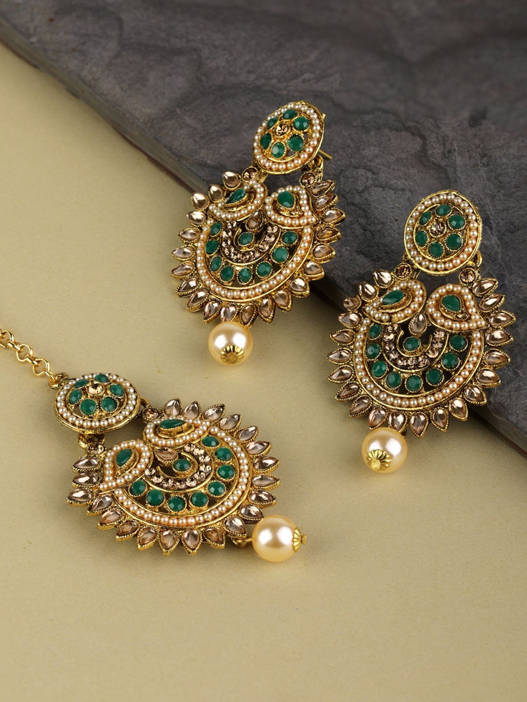 Women's Kundan Green Stone MaangTikka Earring Set