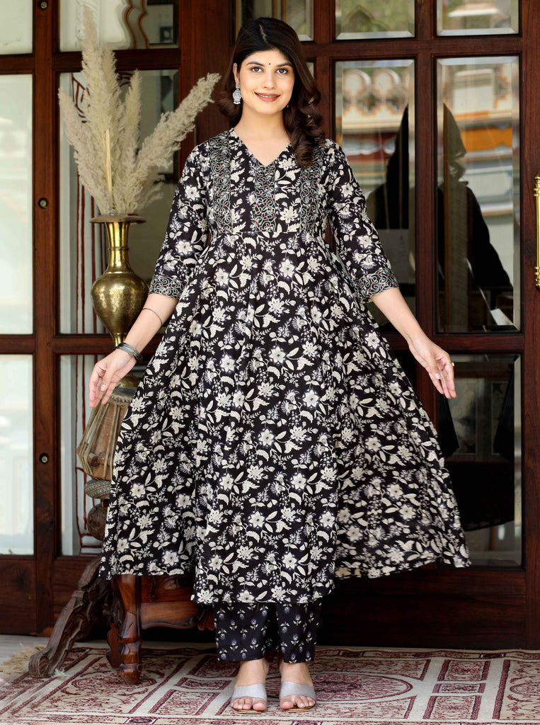 Women's Black Cotton Anarkali Kurta Embroidered Neck With Palazzo