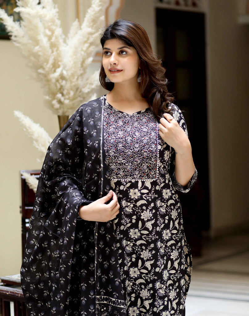 Women's Black Floral Printed Kurta Palazzo With Dupatta Set