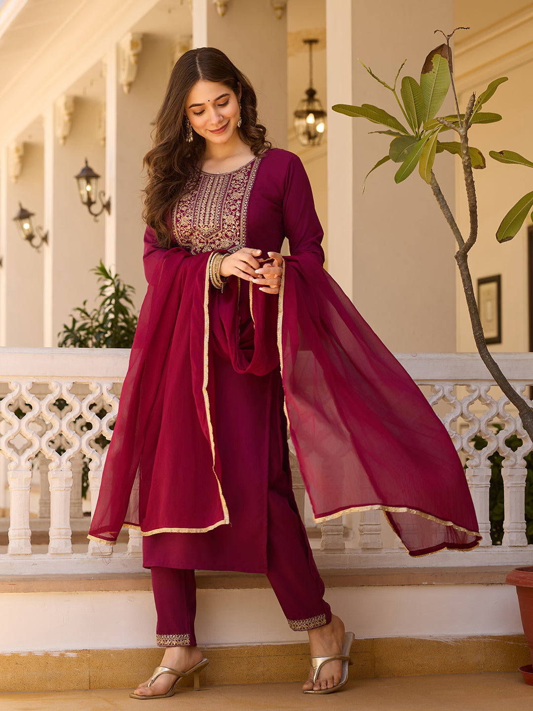 Color_Maroon