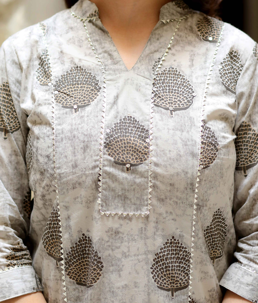Women's Floral Printed Straight Cotton Beige Kurta And Palazzo Set