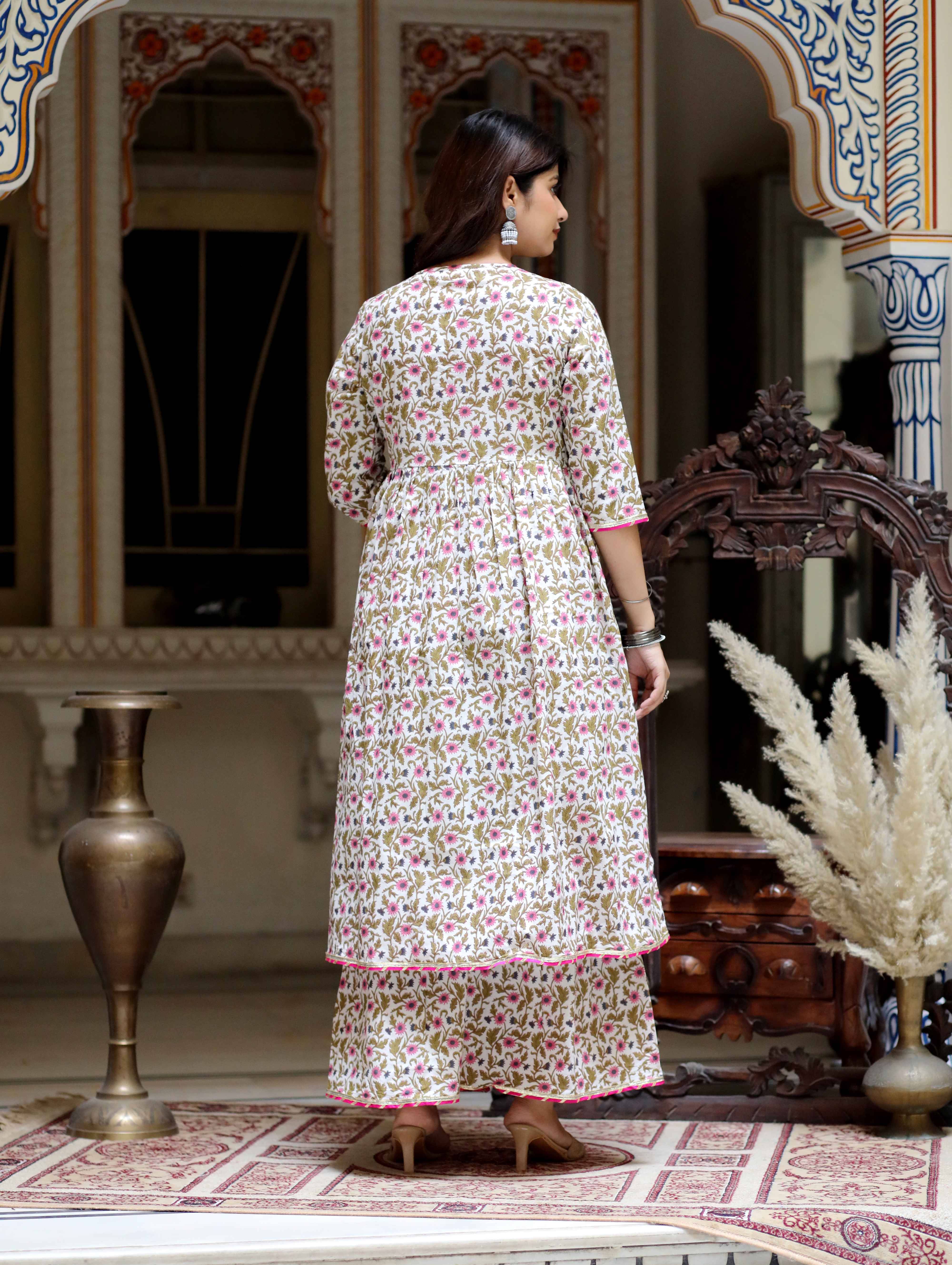Women's Beautiful Floral Print Cotton Pink Kurta Sharara Set - Doriyaan