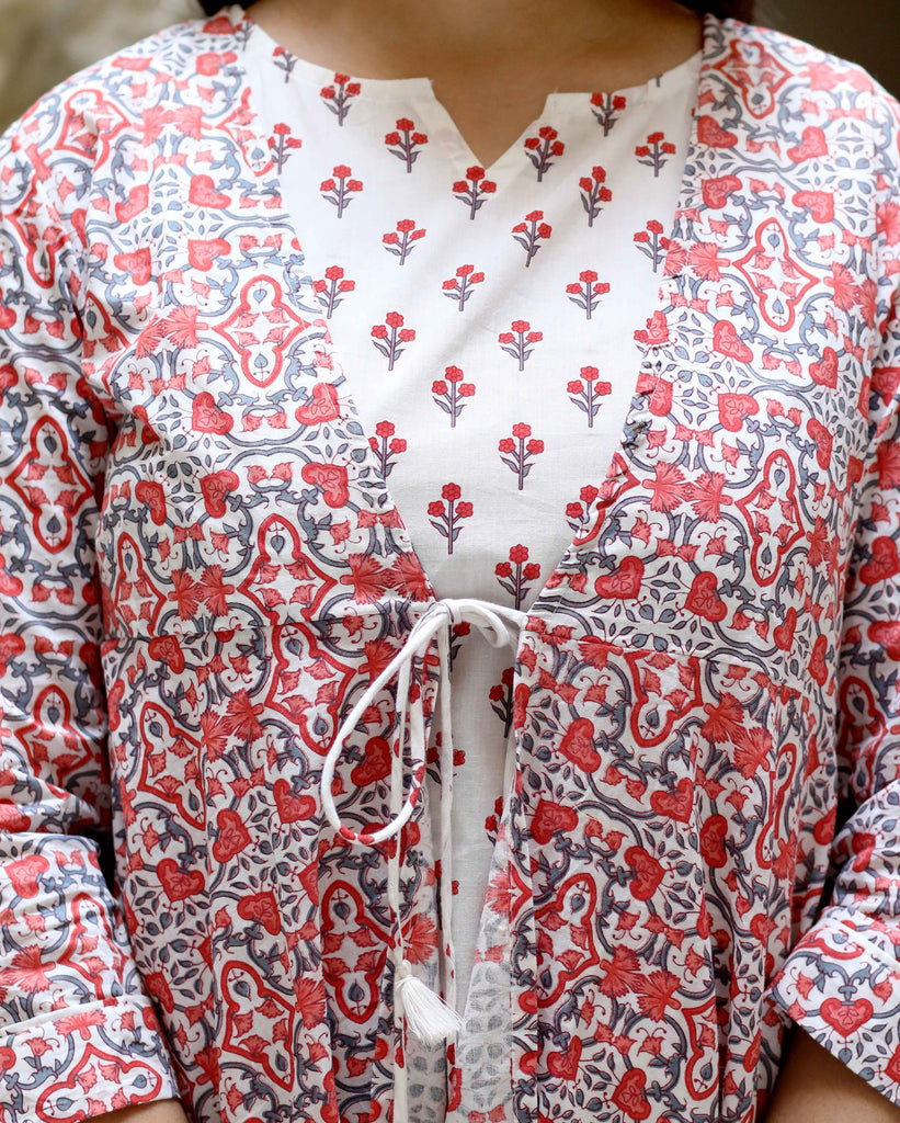 Women's Gorgeous Floral Printed Sleeveless Cotton Long Kurta With Floral Printed Jacket