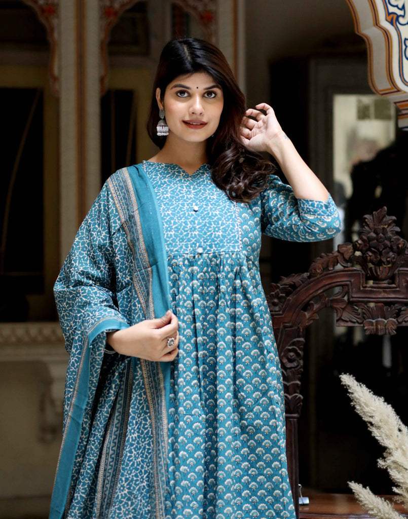 Women's Blue Printed Floral Nayra Cut Cotton Kurta & Palazzo With Dupatta Set