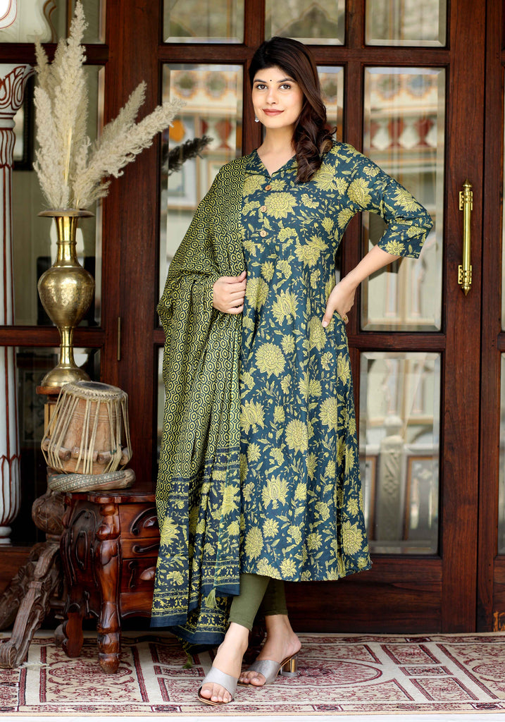 Women's Cotton Floral Print Green Gorgeous Look Anarkali Kurta With Dupatta