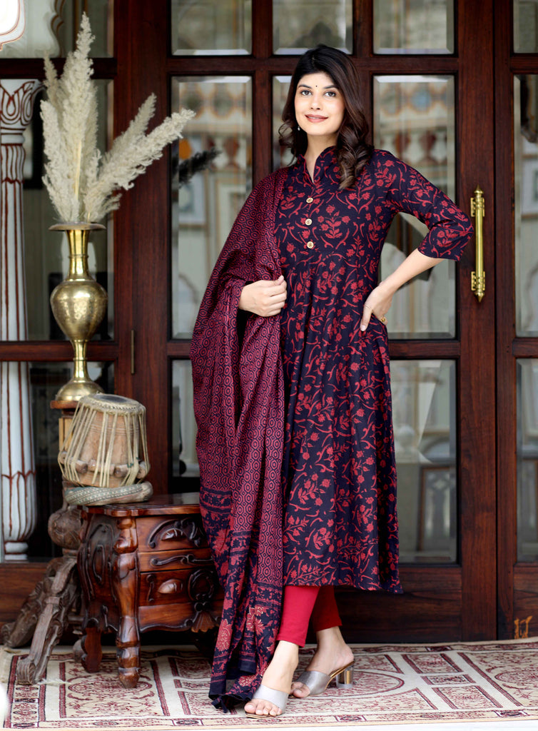 Women's Cotton Floral Print Maroon Gorgeous Look Anarkali Kurta With Dupatta