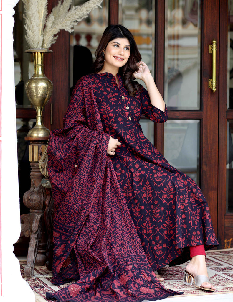 Women's Cotton Floral Print Maroon Gorgeous Look Anarkali Kurta With Dupatta