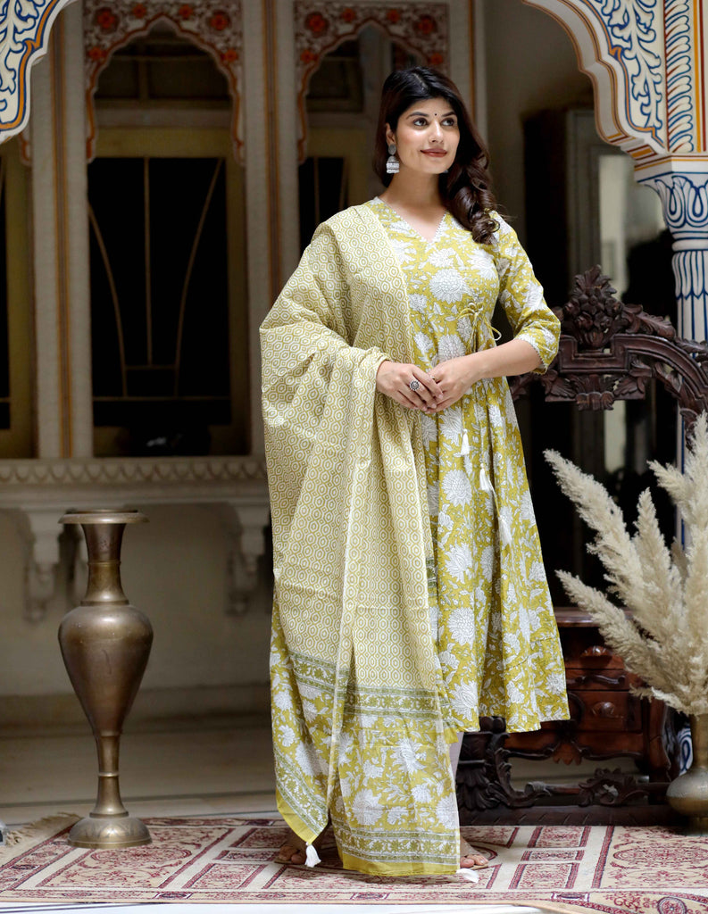 Women's Floral Print Cotton Yellow Anarkali Kurta And Side Dori Tassel With Dupatta Set