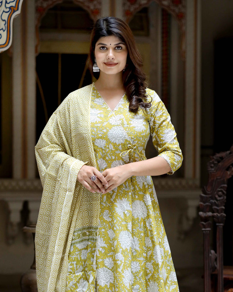 Women's Floral Print Cotton Yellow Anarkali Kurta And Side Dori Tassel With Dupatta Set