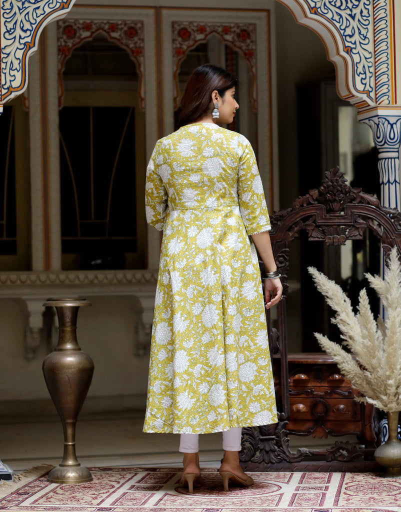Women's Floral Print Cotton Yellow Anarkali Kurta And Side Dori Tassel With Dupatta Set