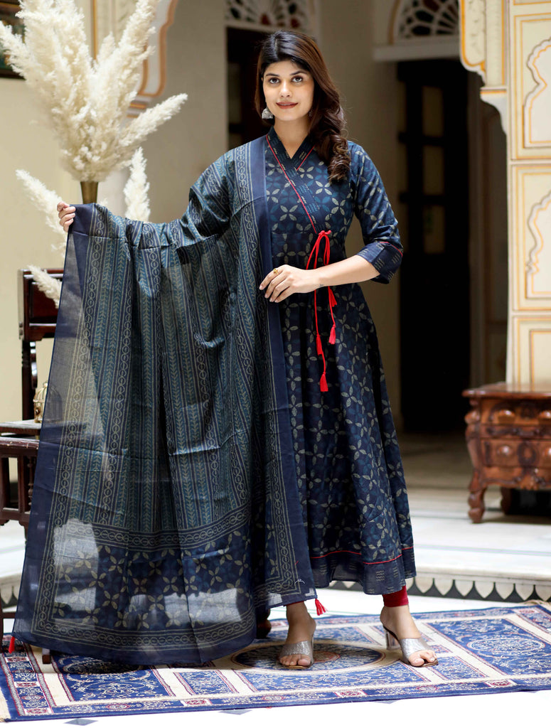 Women's V-Neck Abstract Printed Tassel Angrakha Kurta & Dupatta