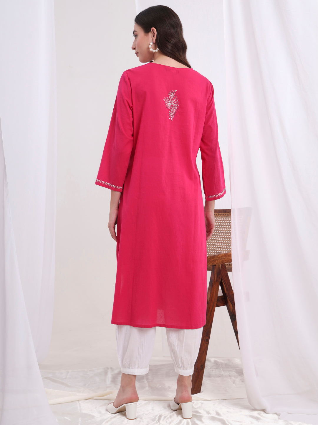 Women's Chikankari Hand Embroidery Cotton Pink Kurta S1001