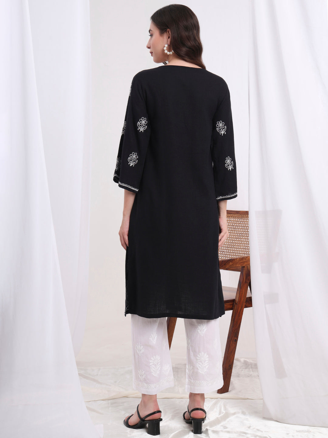 Women's Chikankari Black Color Organic Cotton Kurta S1008