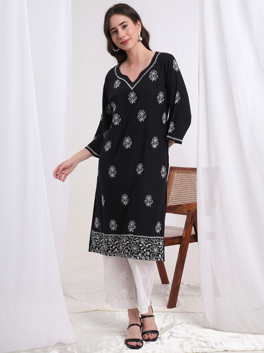 Women's Chikankari Black Color Organic Cotton Kurta S1008