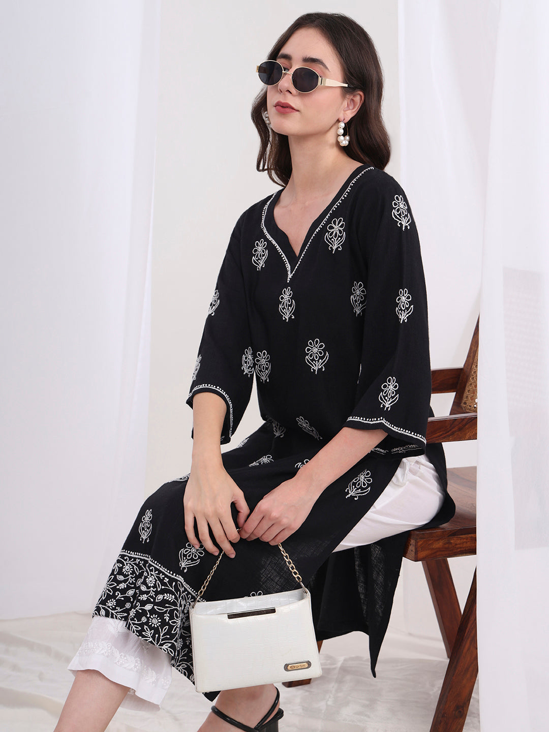 Women's Chikankari Black Color Organic Cotton Kurta S1008