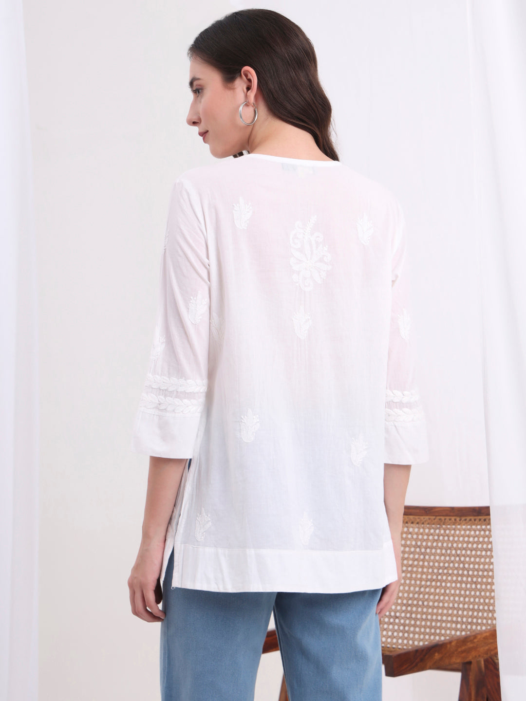 Women's Chikankari Cotton White Kurti S1010