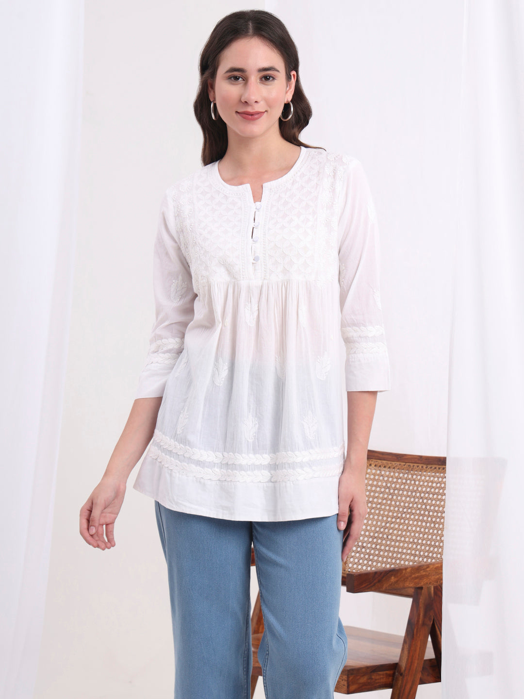 Women's Chikankari Cotton White Kurti S1010