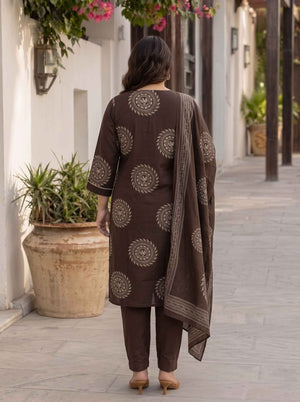 Color_Brown