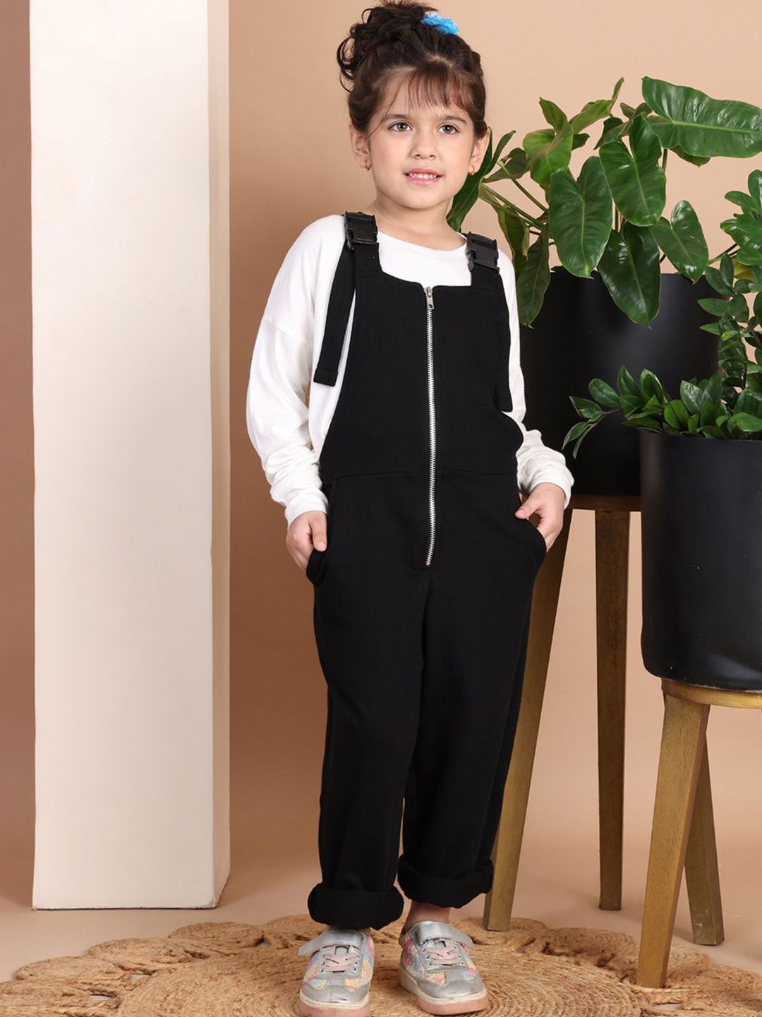 Color_Black