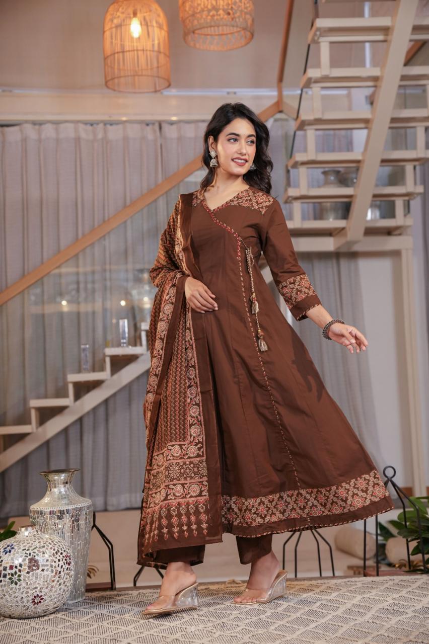 Color_Brown