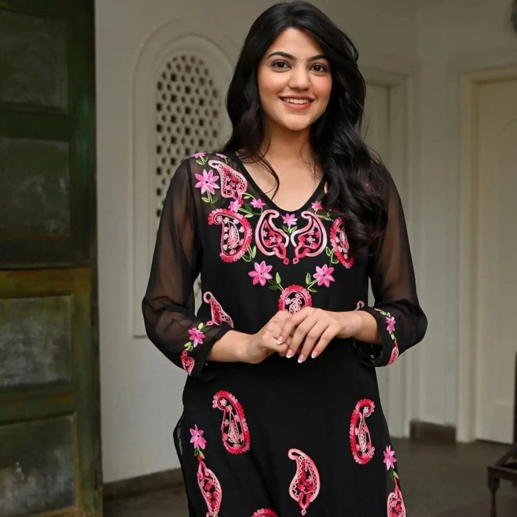 Women's Black Embroidered Kurta With Pant