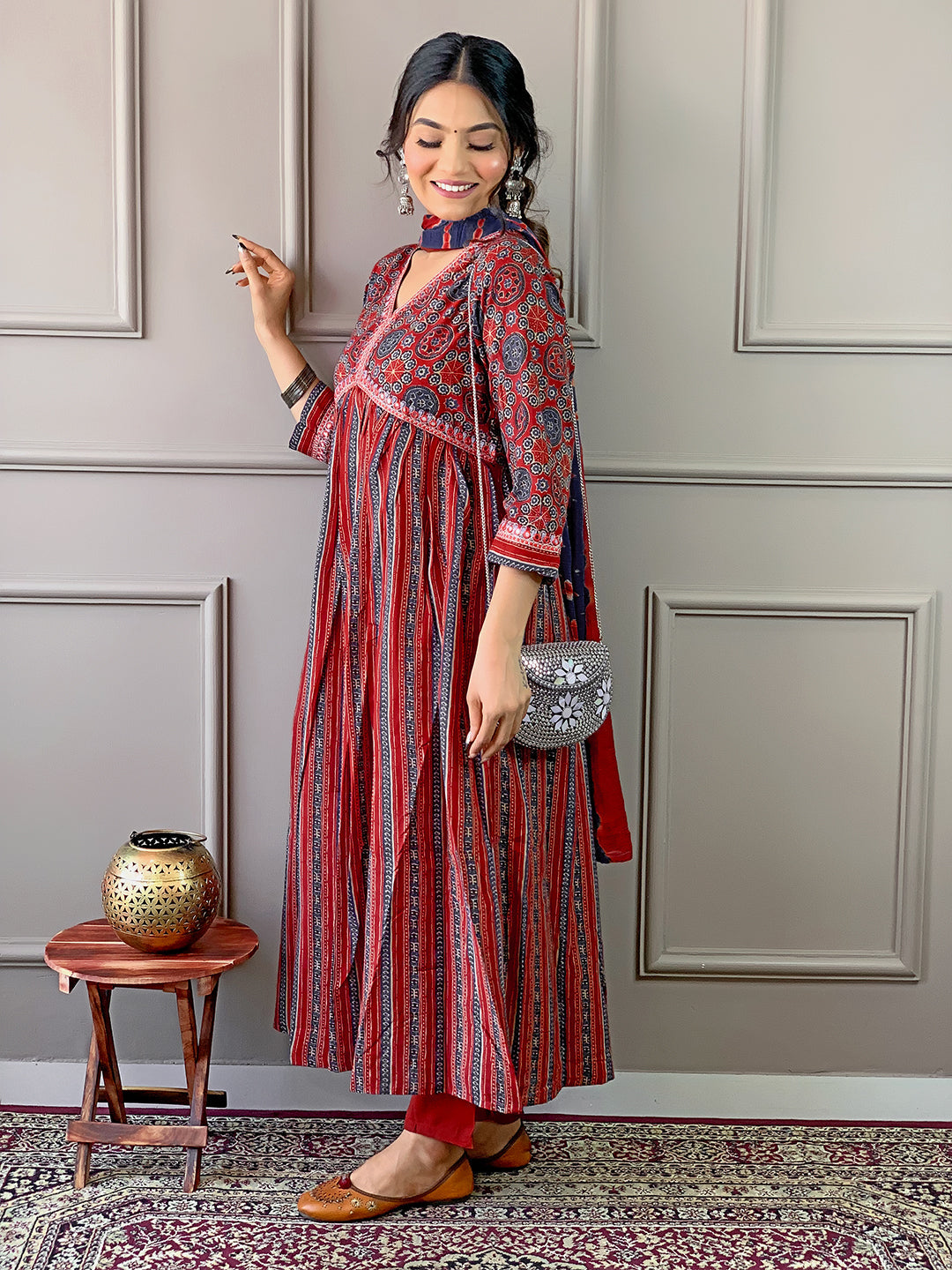 Women's V Neck Printed Work Cotton Fabric Kurta & Pant With Dupatta Set - Taantav