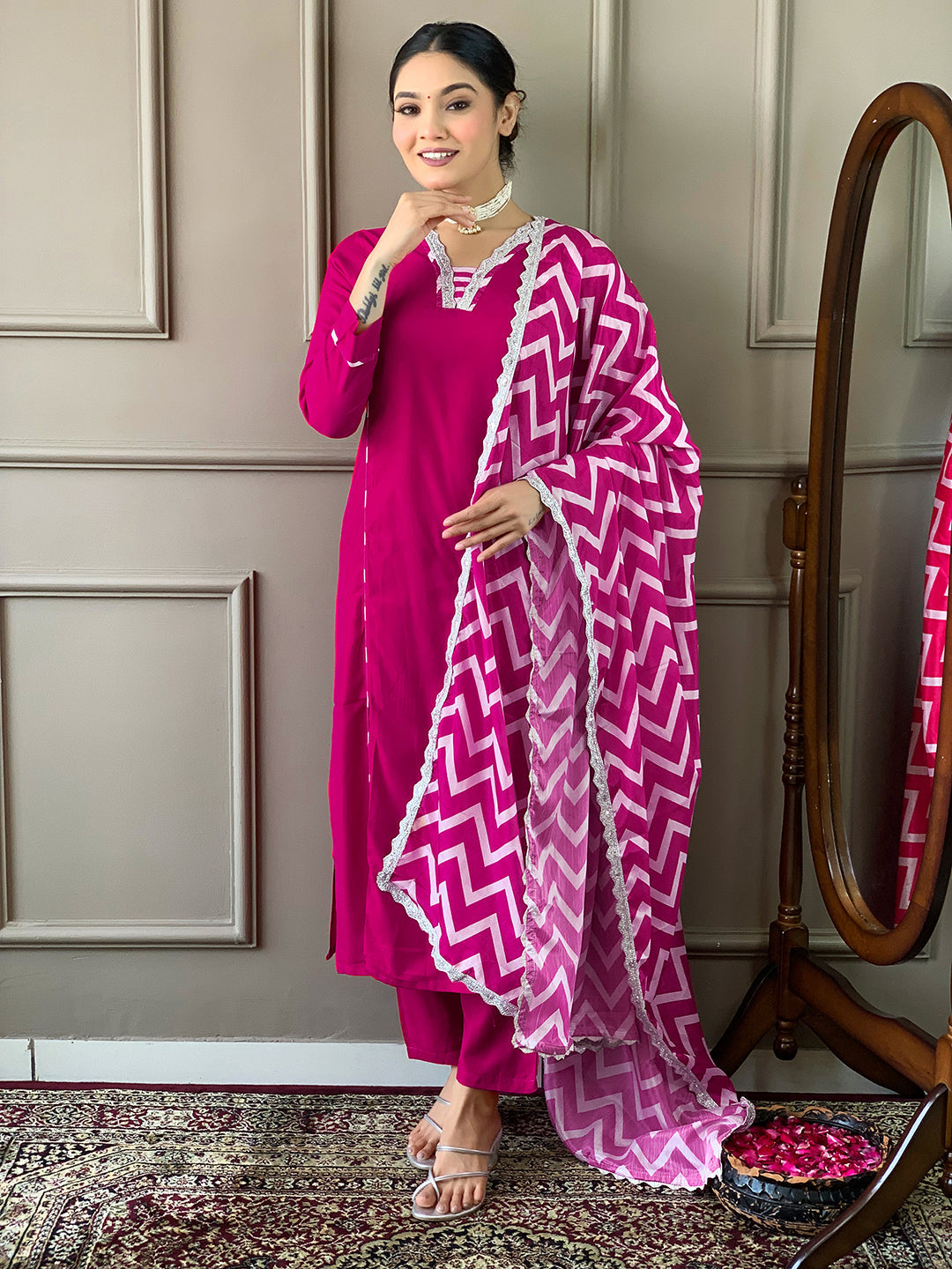 Women's V Neck Embroidered Work Viscose Fabric Kurta & Pant With Dupatta Set - Taantav