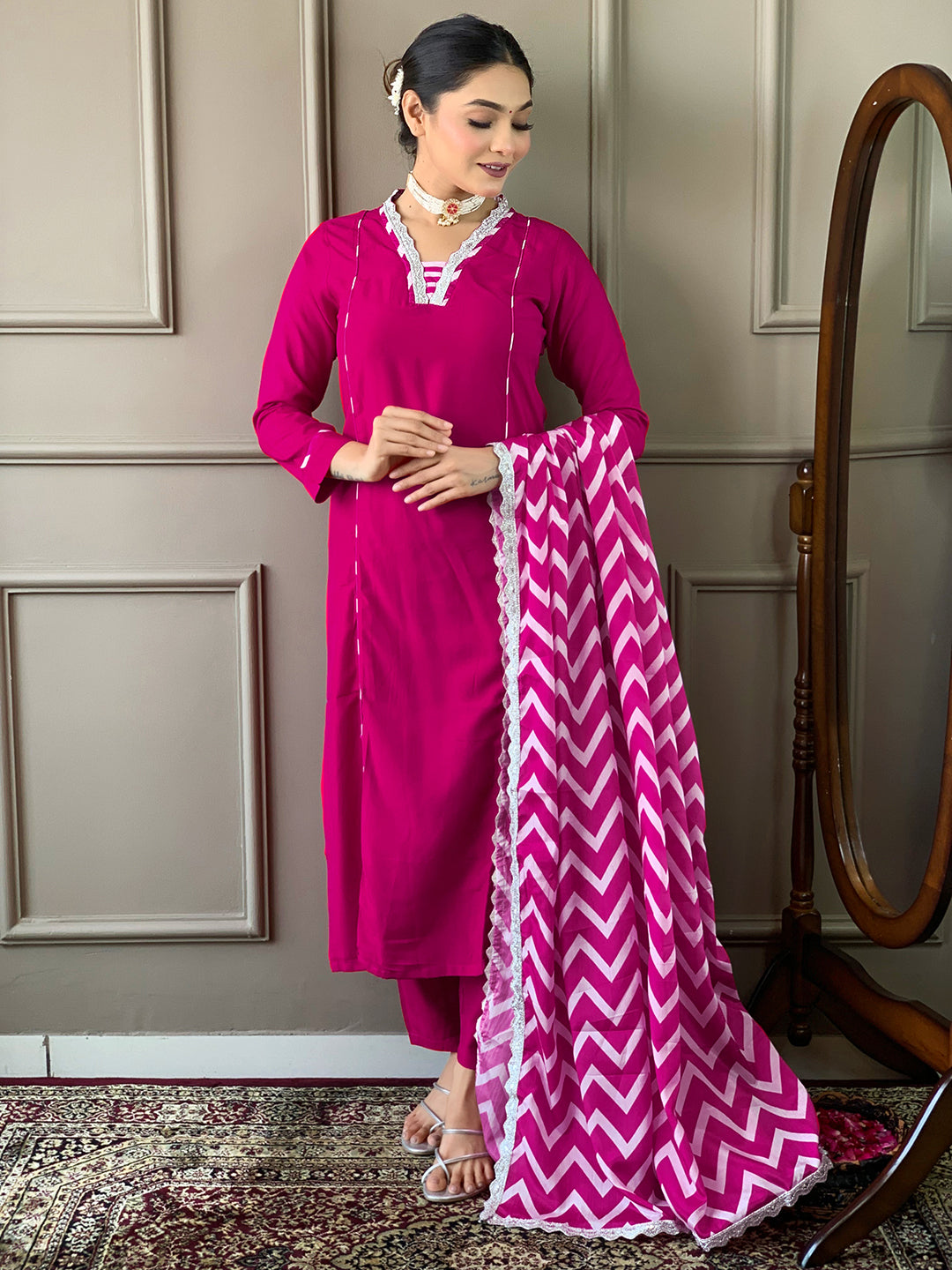 Women's V Neck Embroidered Work Viscose Fabric Kurta & Pant With Dupatta Set - Taantav