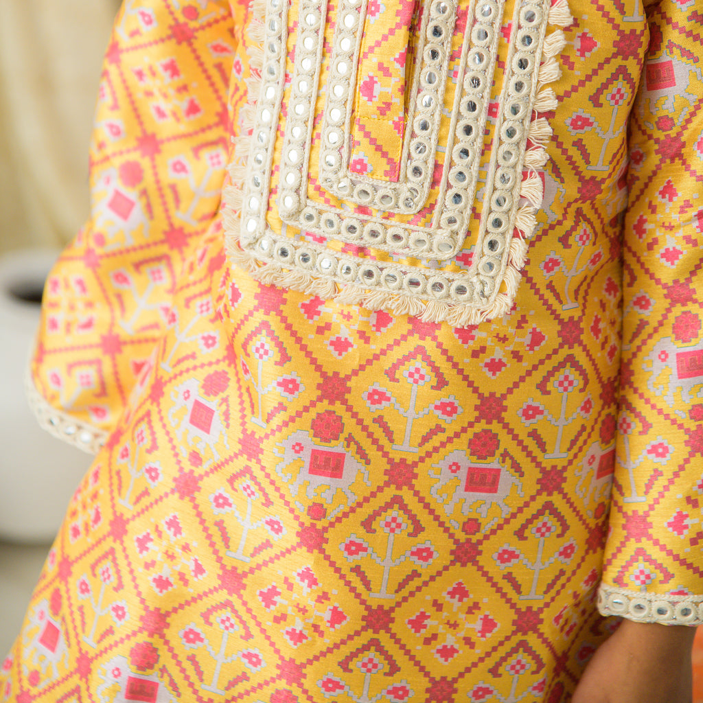 Color_Yellow