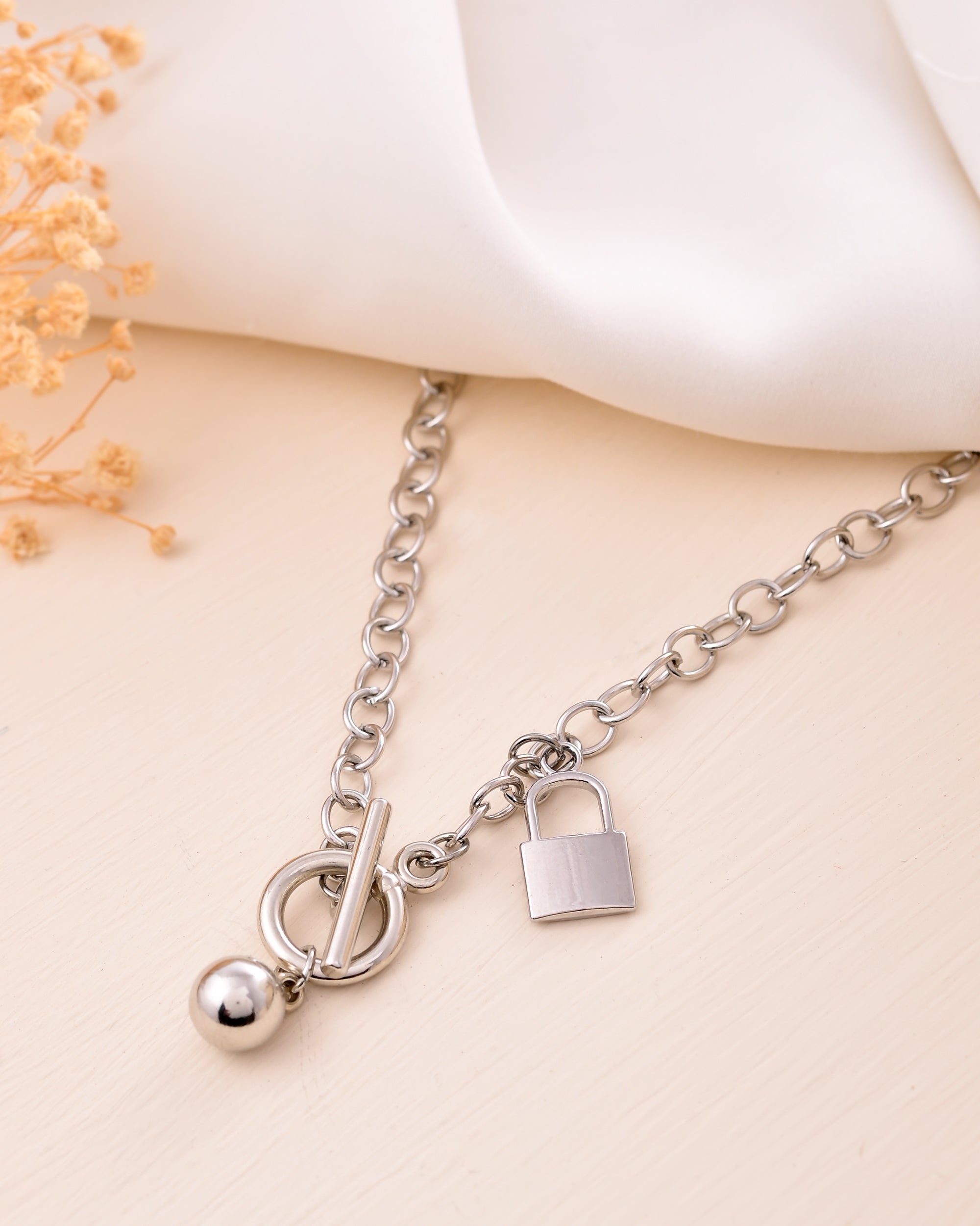 Color_Silver
