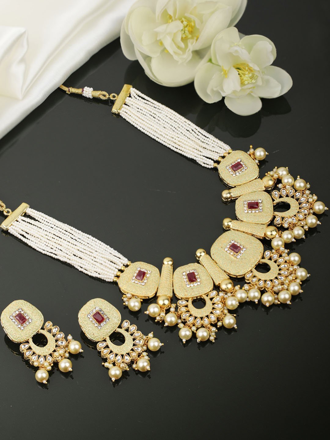 Women's White Beads Pearls Stones Gold Plated Traditional Jewellery Set