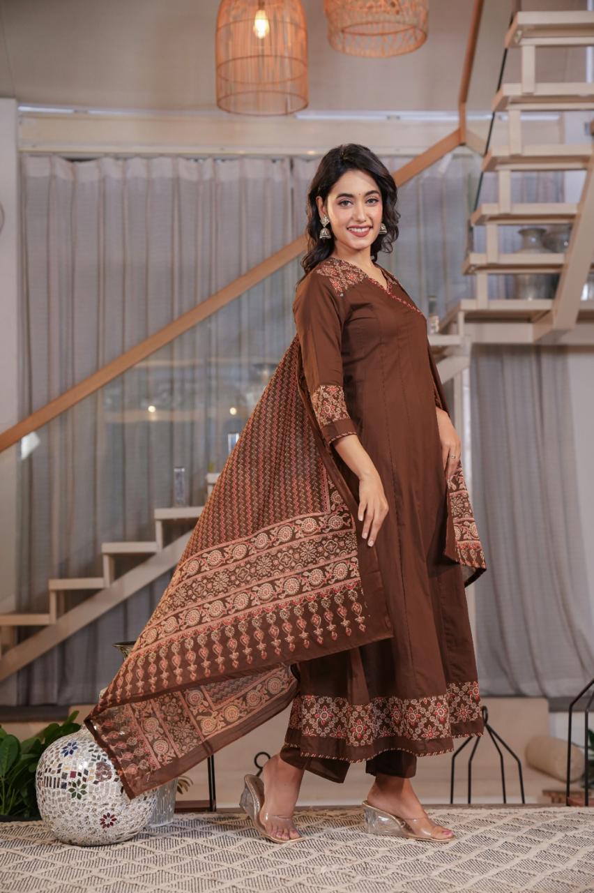 Color_Brown