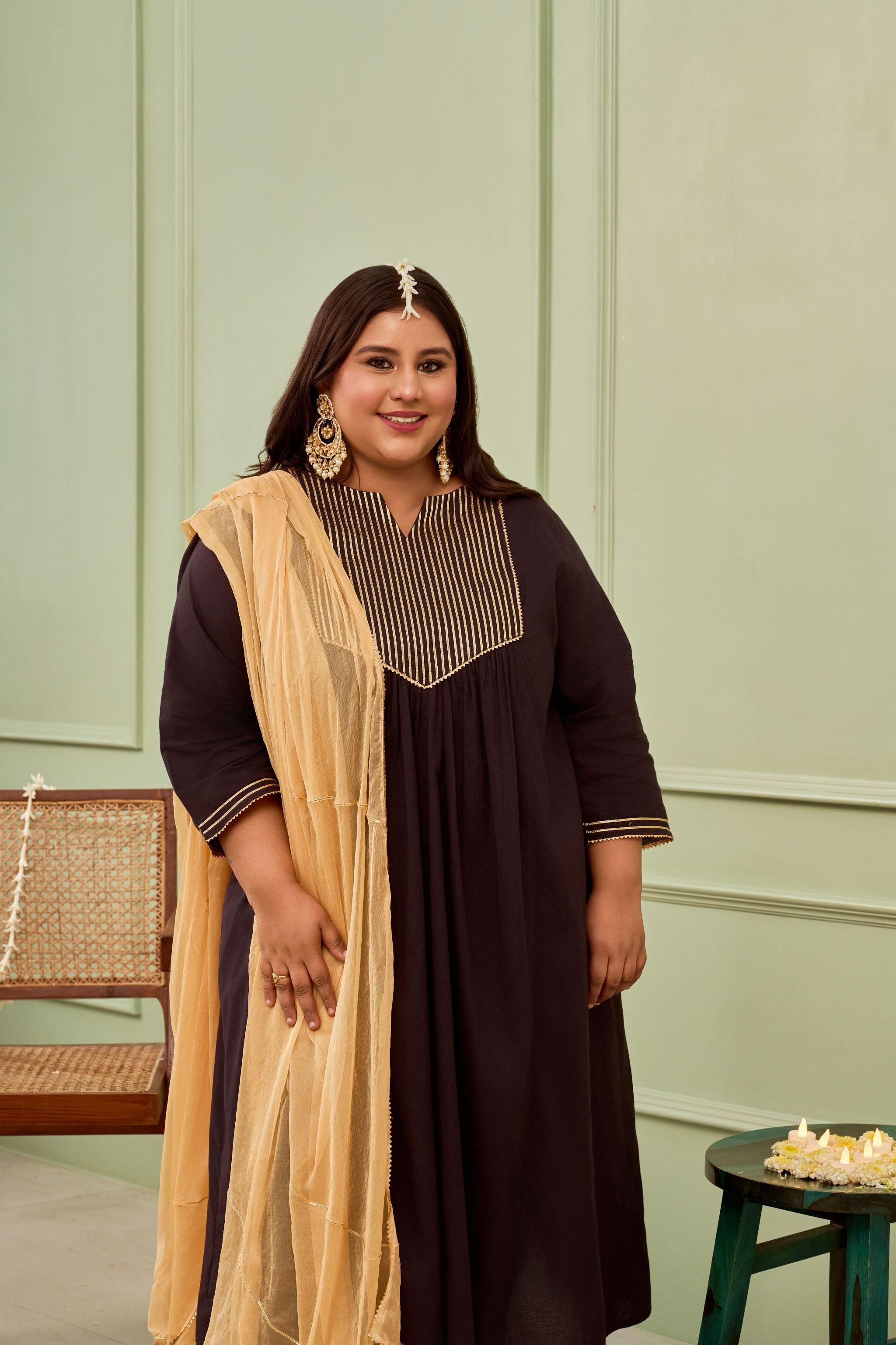 Women's Black Gold Cambric Kurta Set (Set Of 3) - Nangalia Ruchira