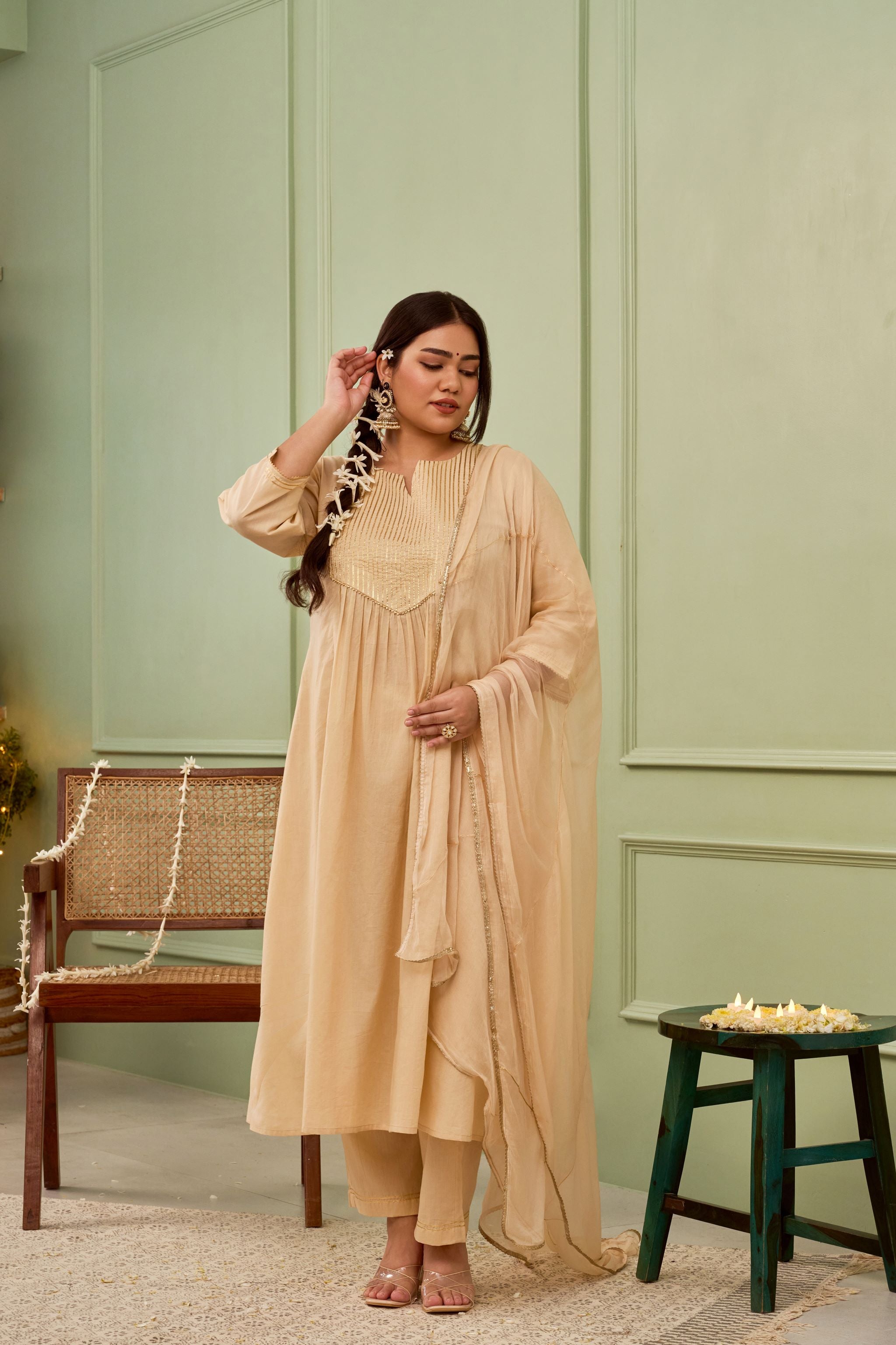 Women's Golden Luxe Cambric Suit Set With Gota Details (Set Of 3) - Nangalia Ruchira