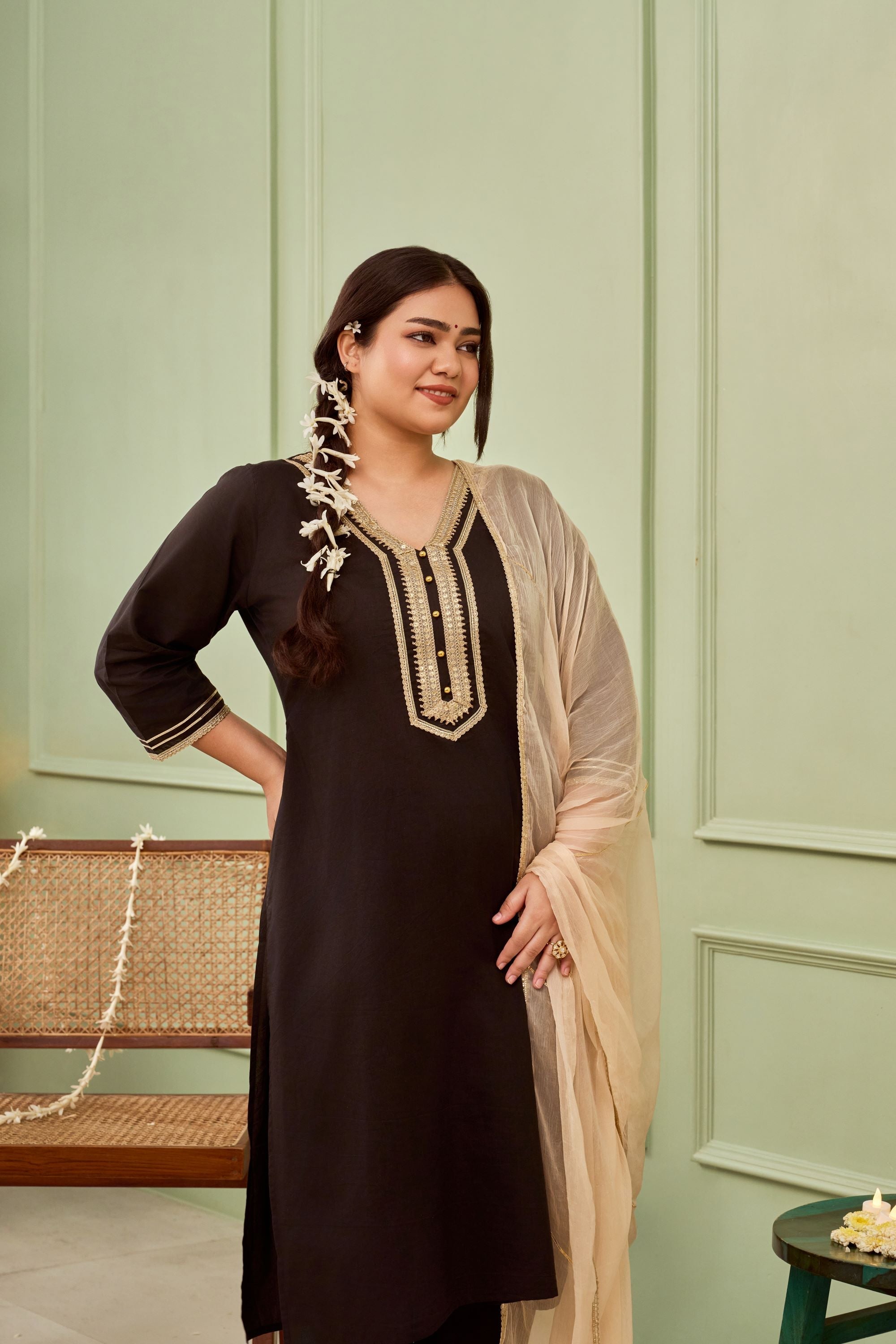 Women's Black Cambric Suit Set With Gota Lace Accents (Set Of 3) - Nangalia Ruchira
