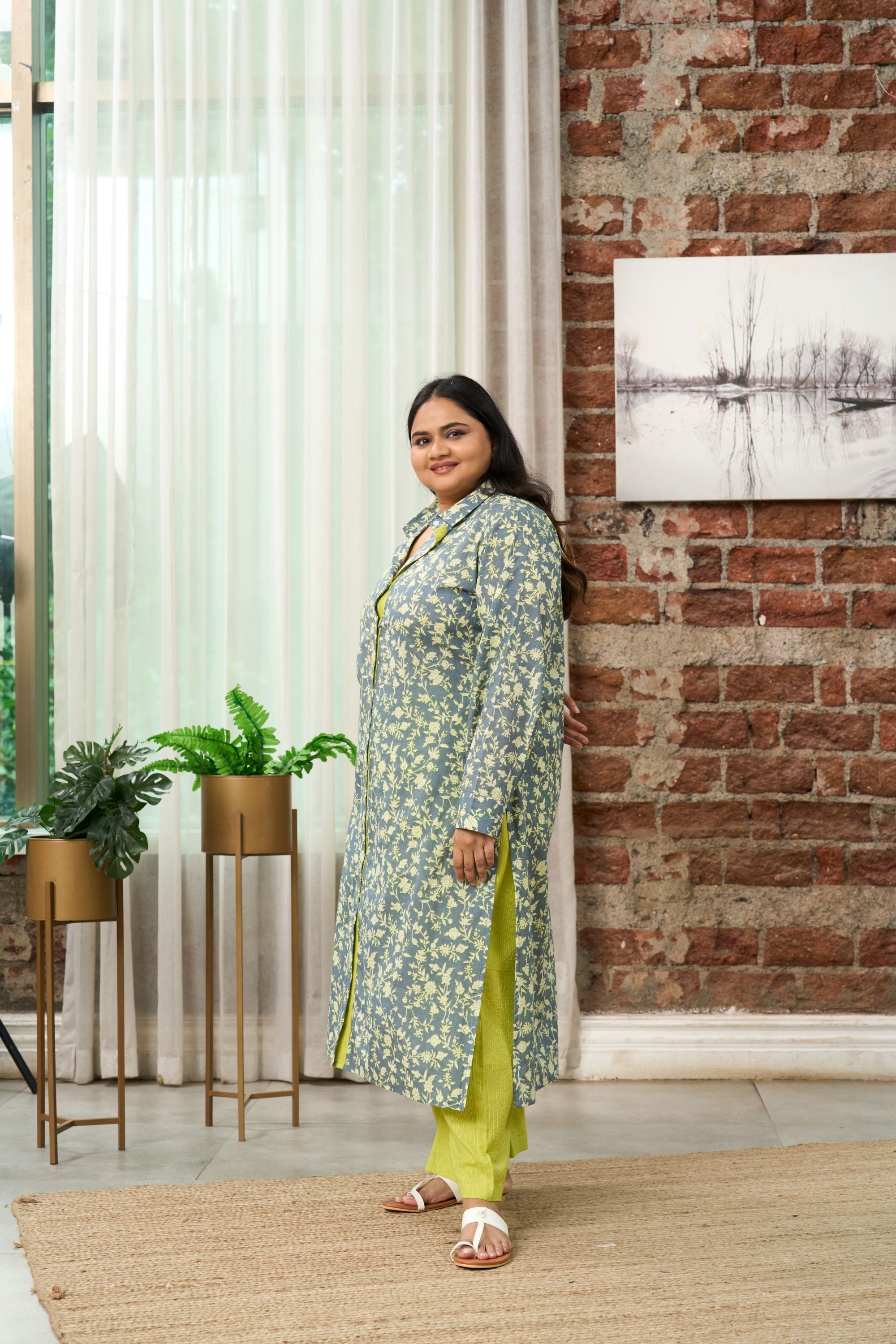 Women's Floral-Printed Teal And Lime Green Kurta Set - (Set Of 2) - Nangalia Ruchira