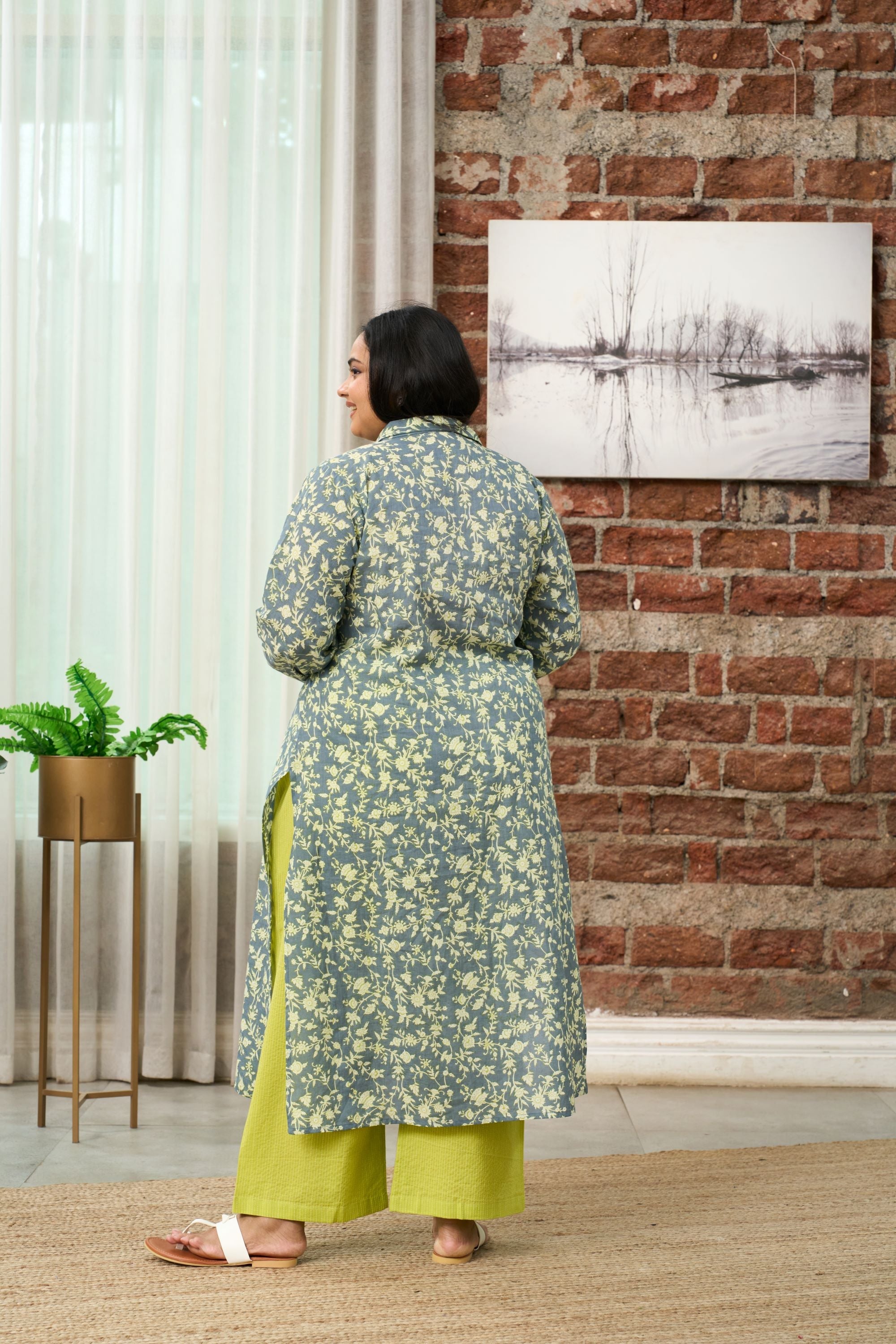 Women's Floral-Printed Teal And Lime Green Kurta Set - (Set Of 2) - Nangalia Ruchira
