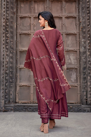 Color_Maroon