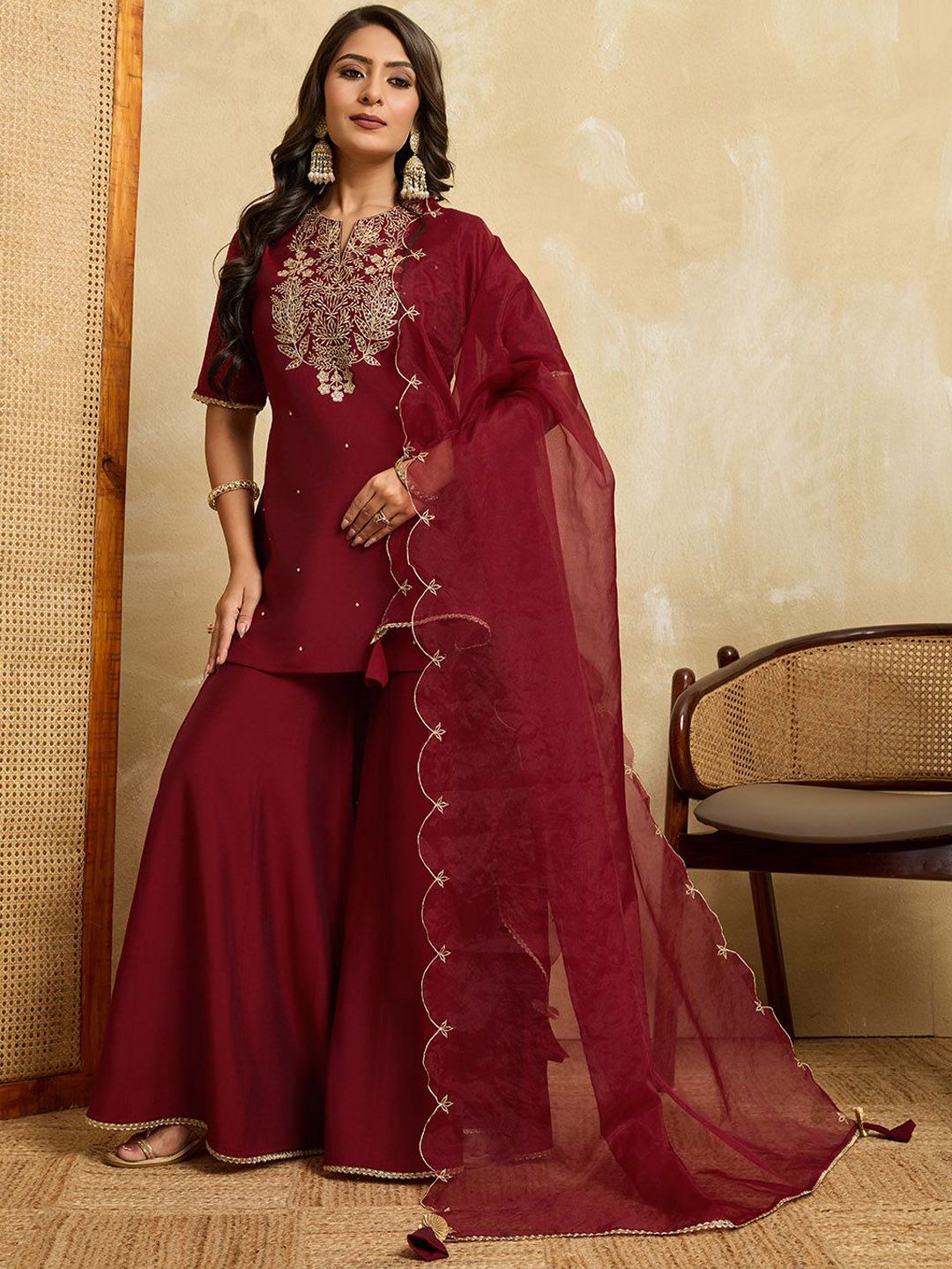 Color_Maroon