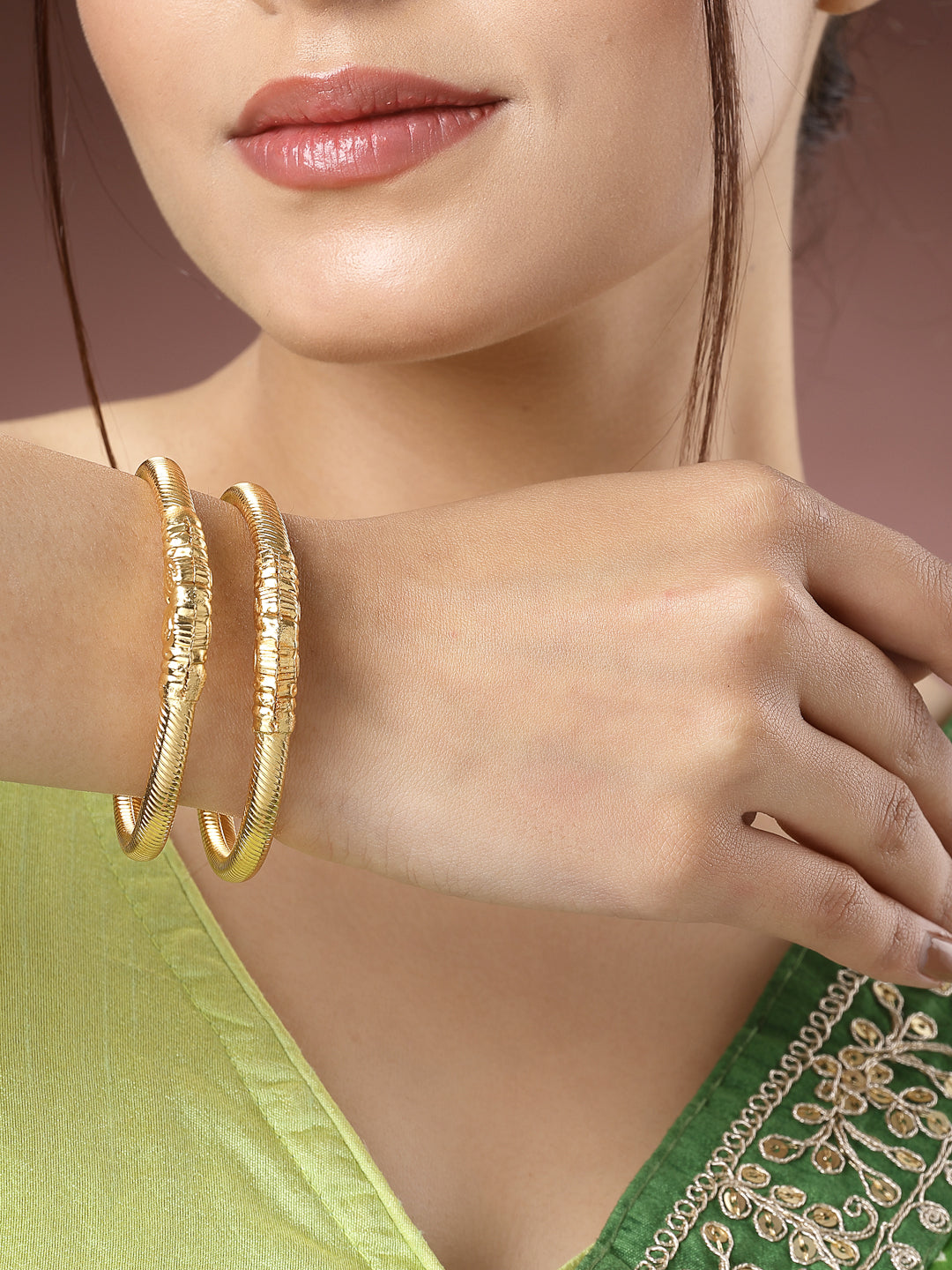 Women's Set Of 2 Gold-Plated Handcrafted Traditional Bangles - Nvr