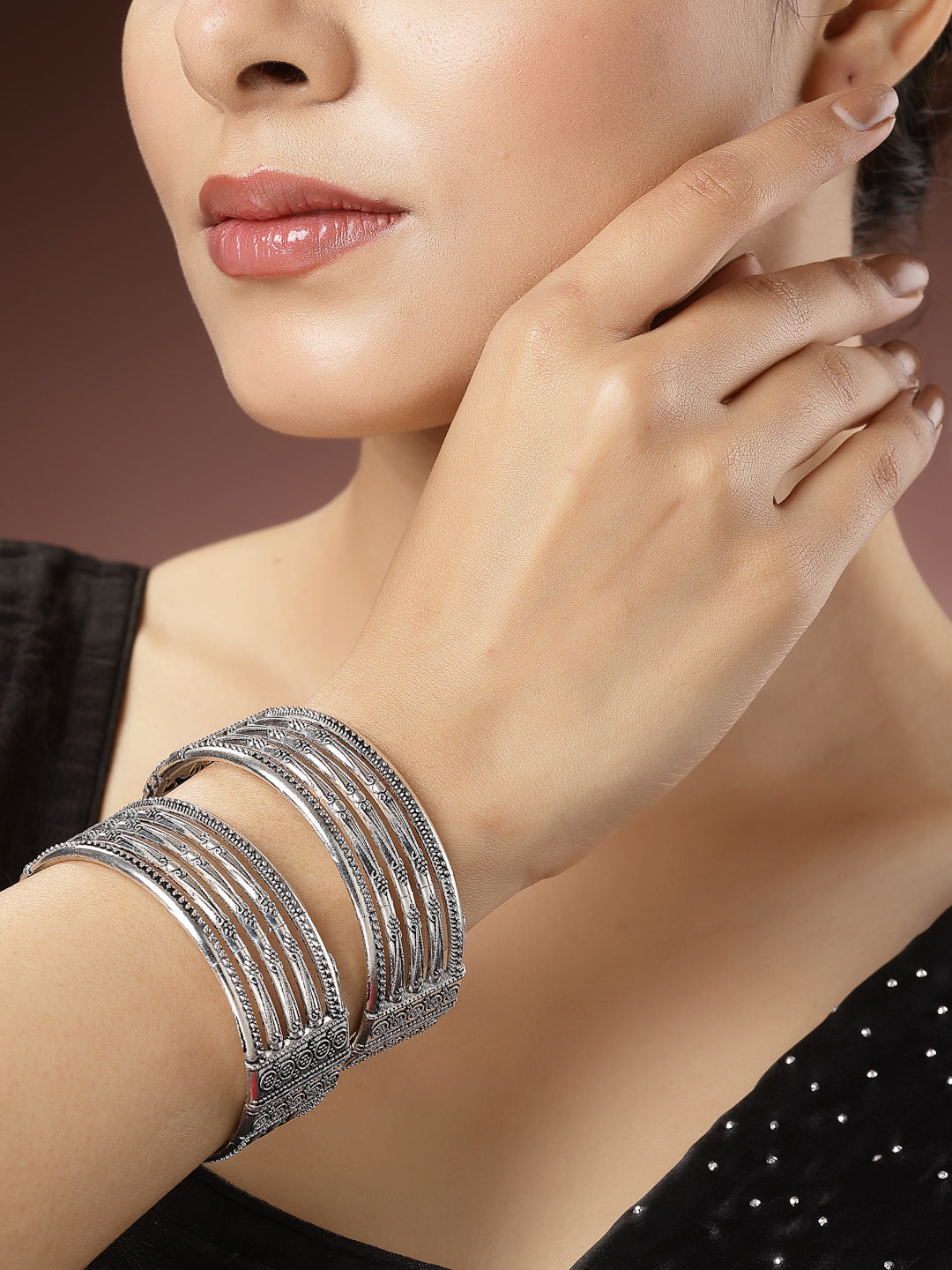 Women's Silver-Toned German Silver Oxidised Kada Bangle