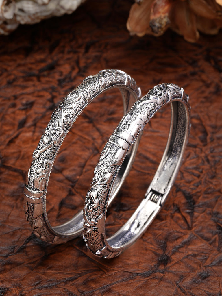 Women's Set Of 2 Silver-Toned German Silver Floral Oxidised Kada Bangle