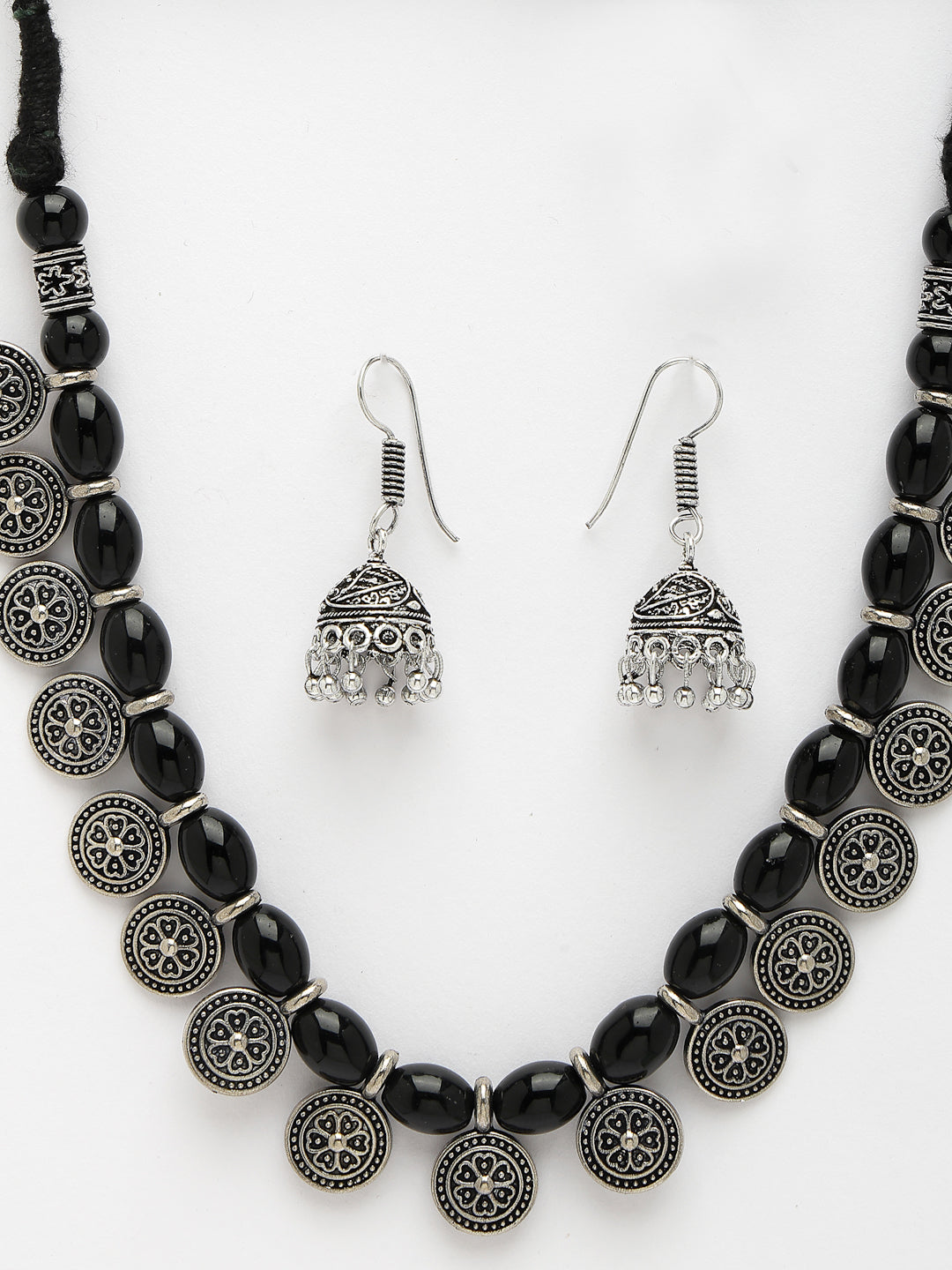 Color_Black