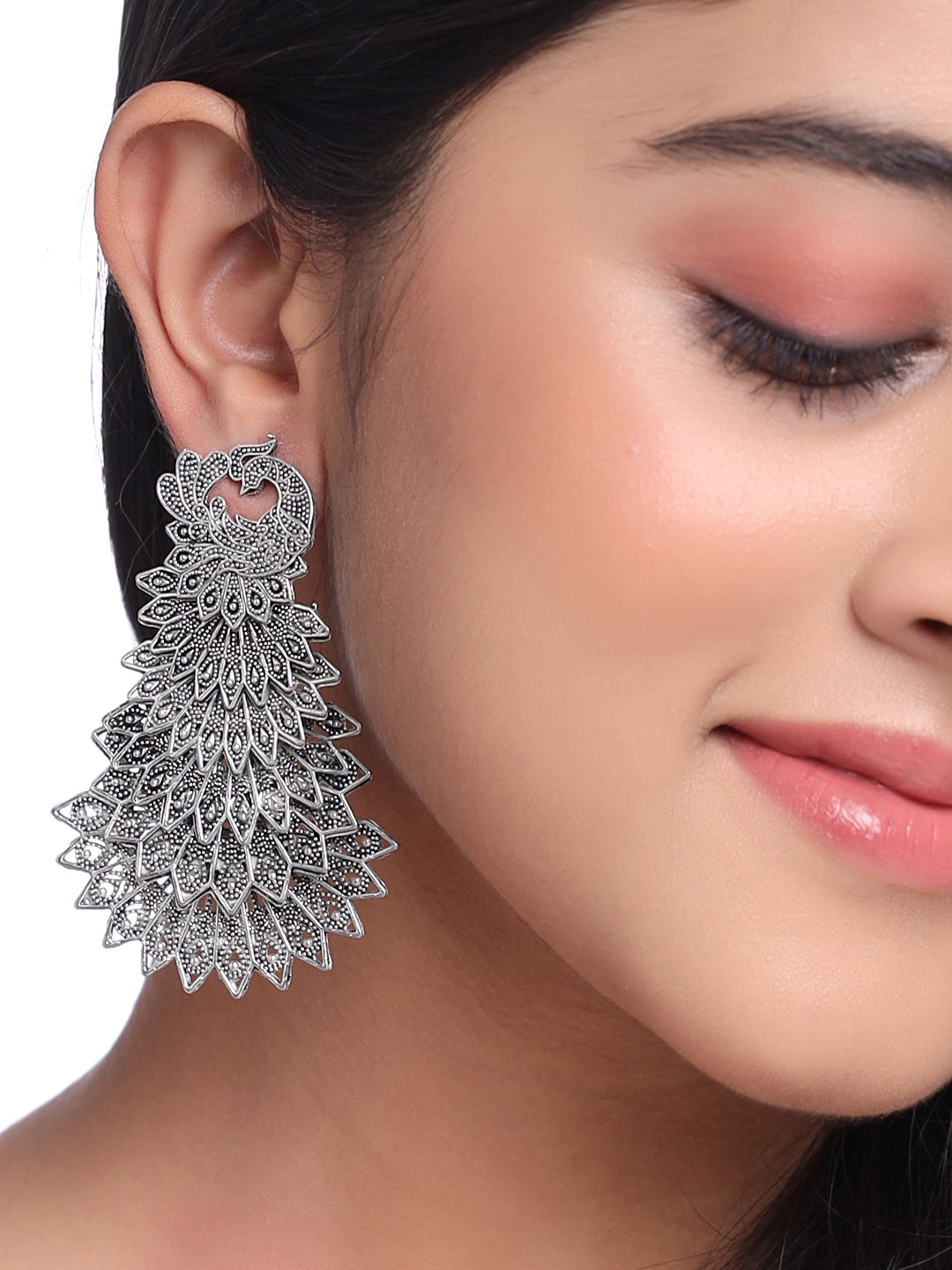 Women's Silver toned contemporary drop earrings - NVR