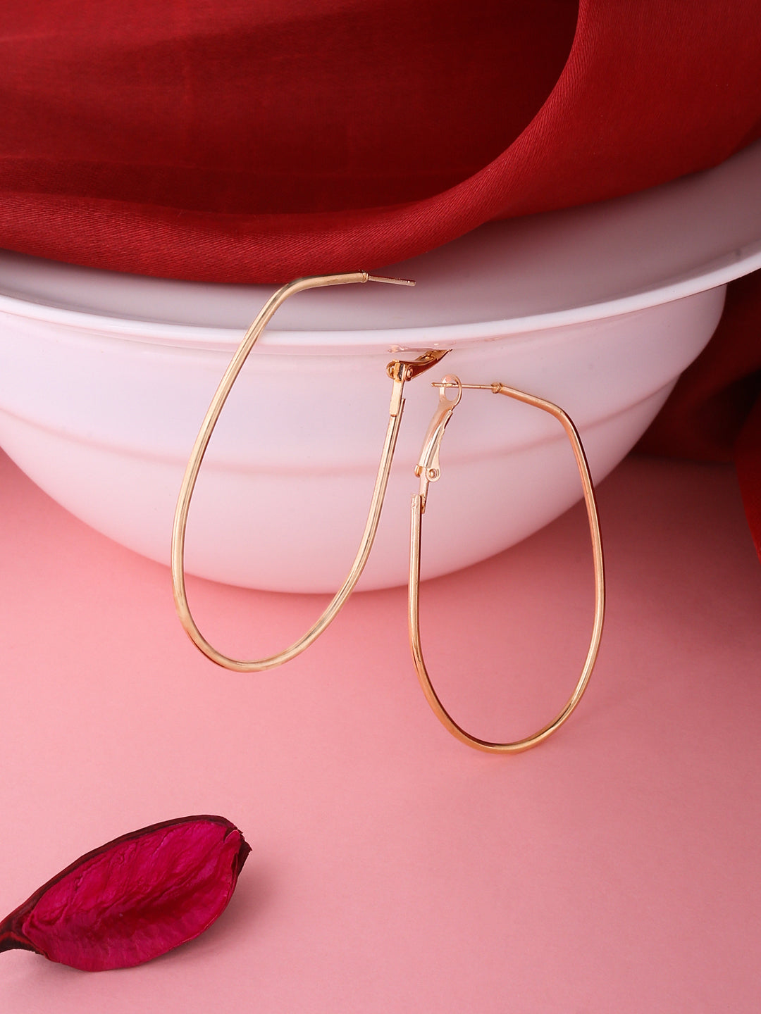 Women's Set Of 2 contemporary hoop earrings