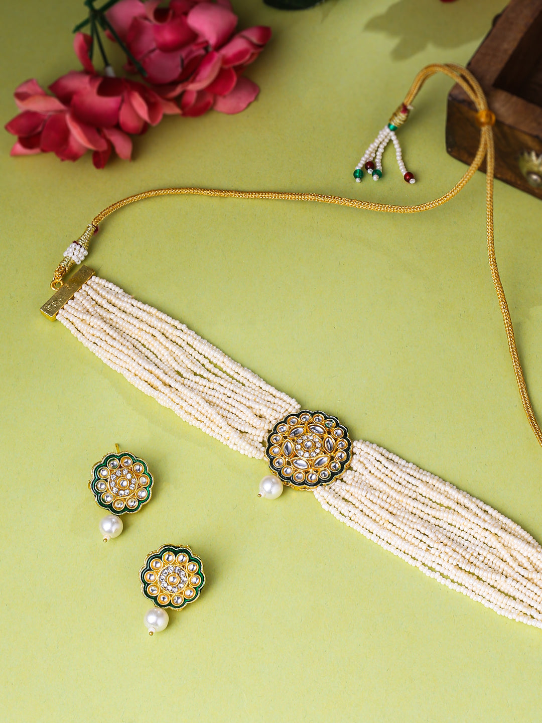 Women's Gold Plated Kundan Studded Jewellery Set