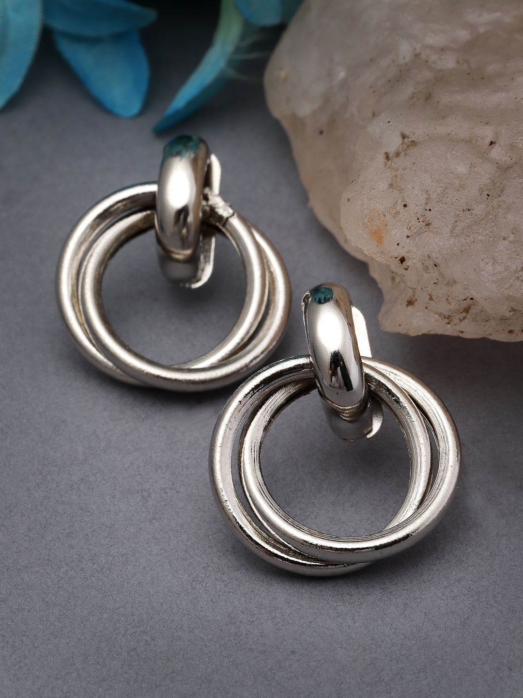 Women's western silver plated circular metal hoop earrings