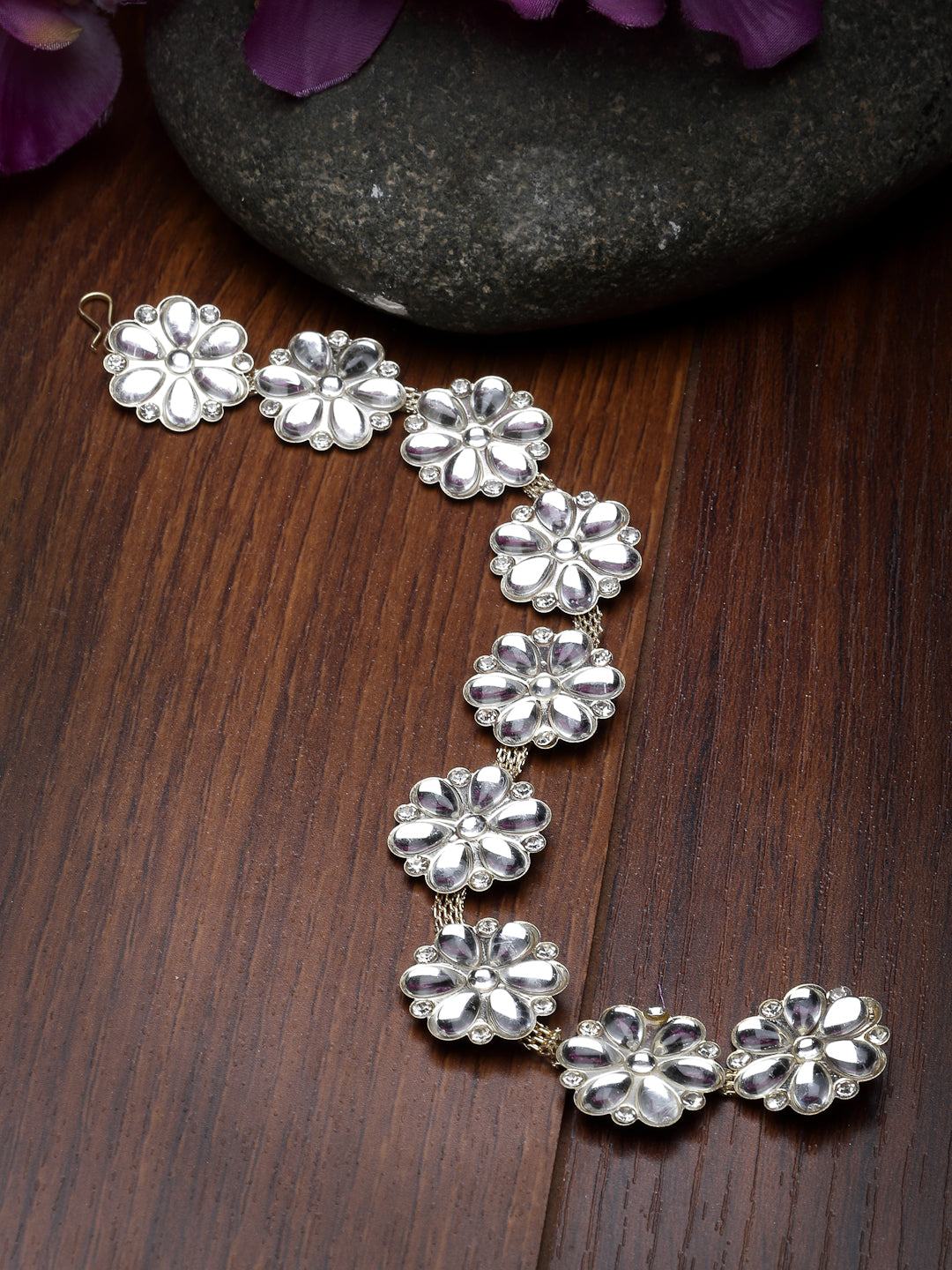 Women's Gold-Plated Traditional Trending Matha Patti
