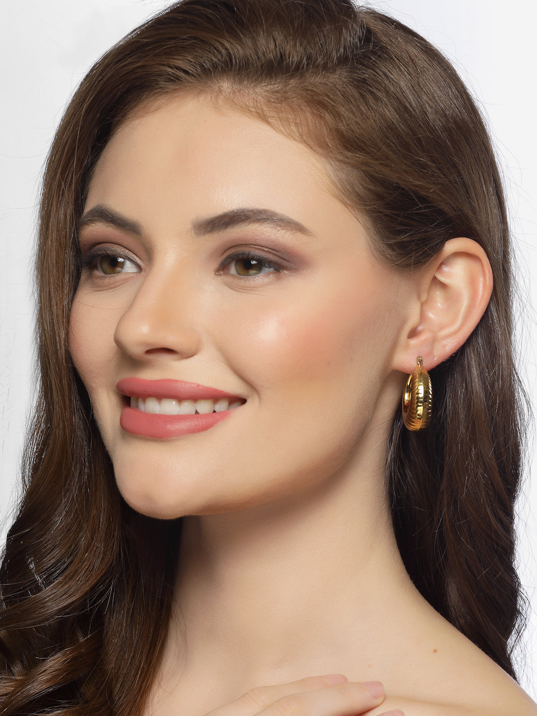 Women's Gold Circular Hoop Earrings