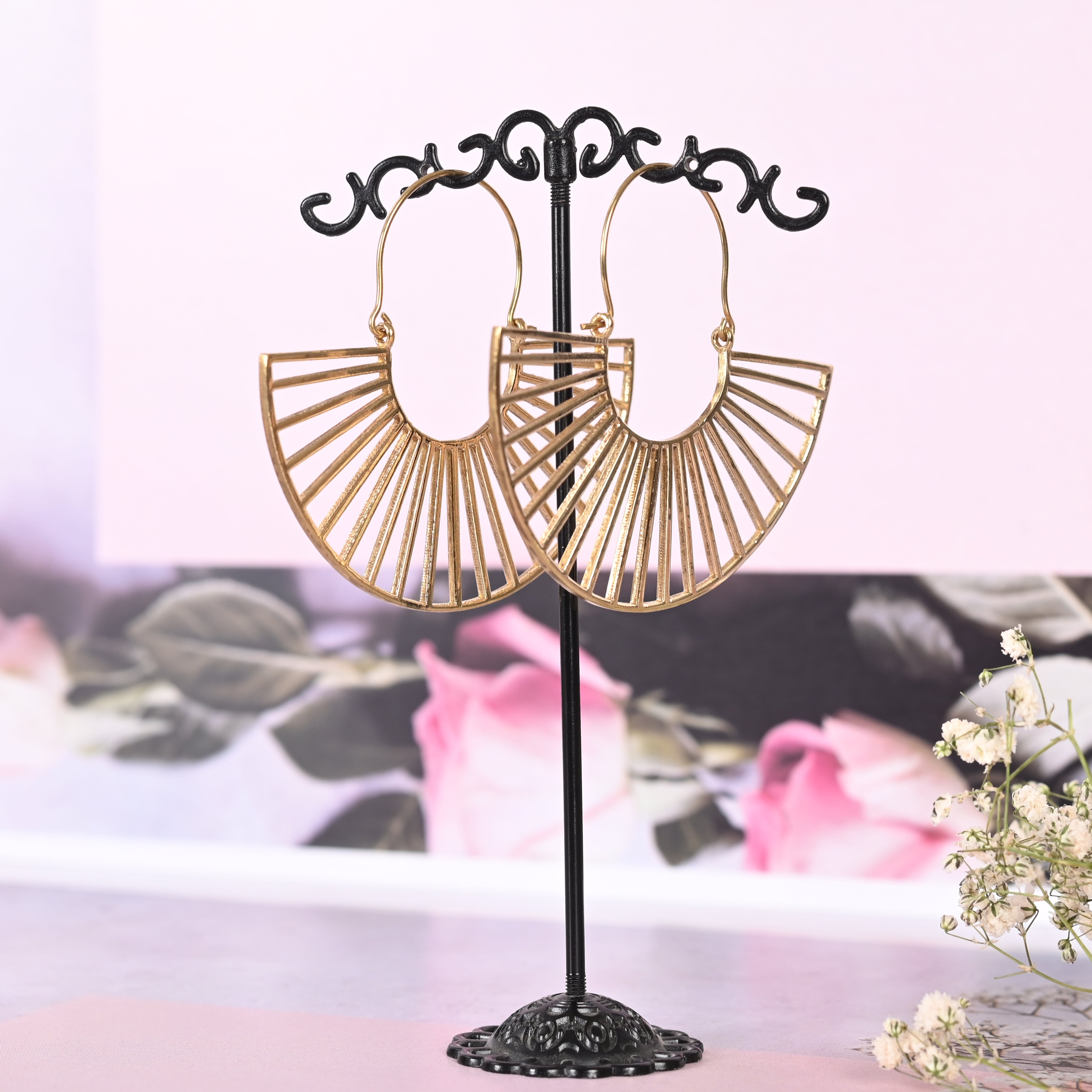Women's Golden hoop earrings